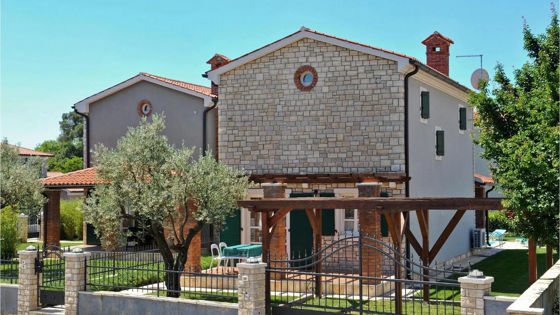Villa Petra 5 Poreč 0*,  Kroatië